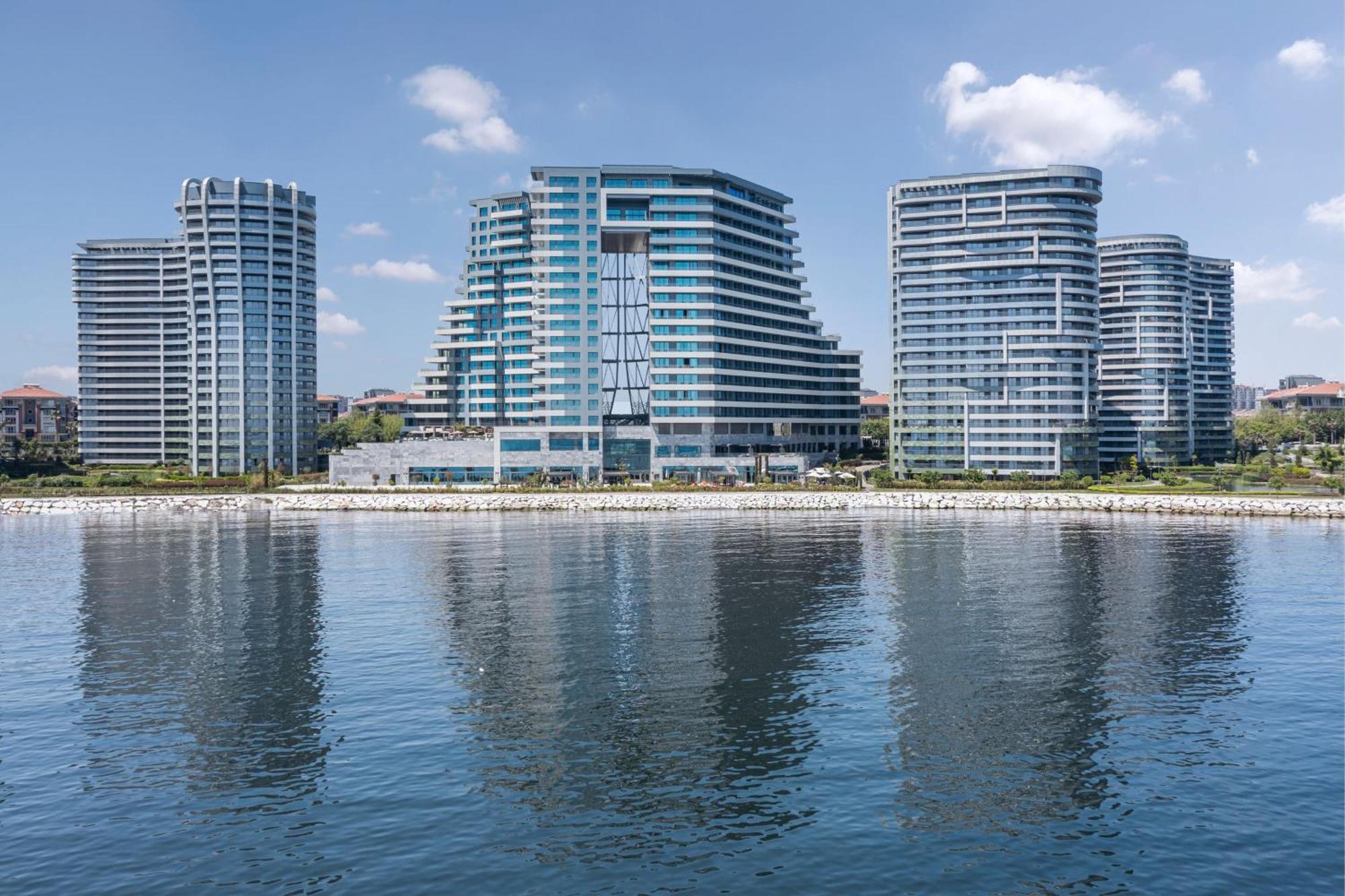 Jw Marriott Hotel Istanbul Marmara Sea Exterior photo